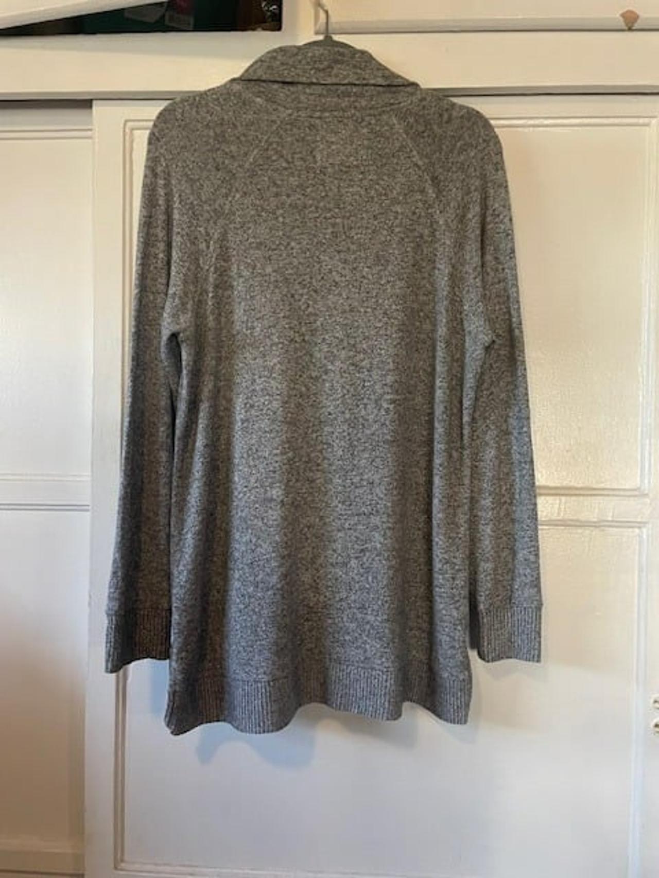 item photo #2