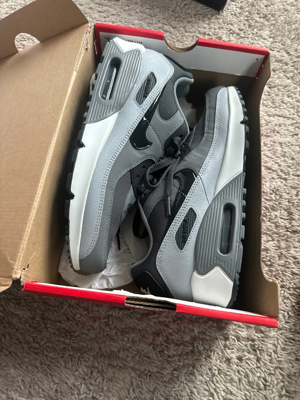 BRAND NEW Nike Air Max 90 size 7y