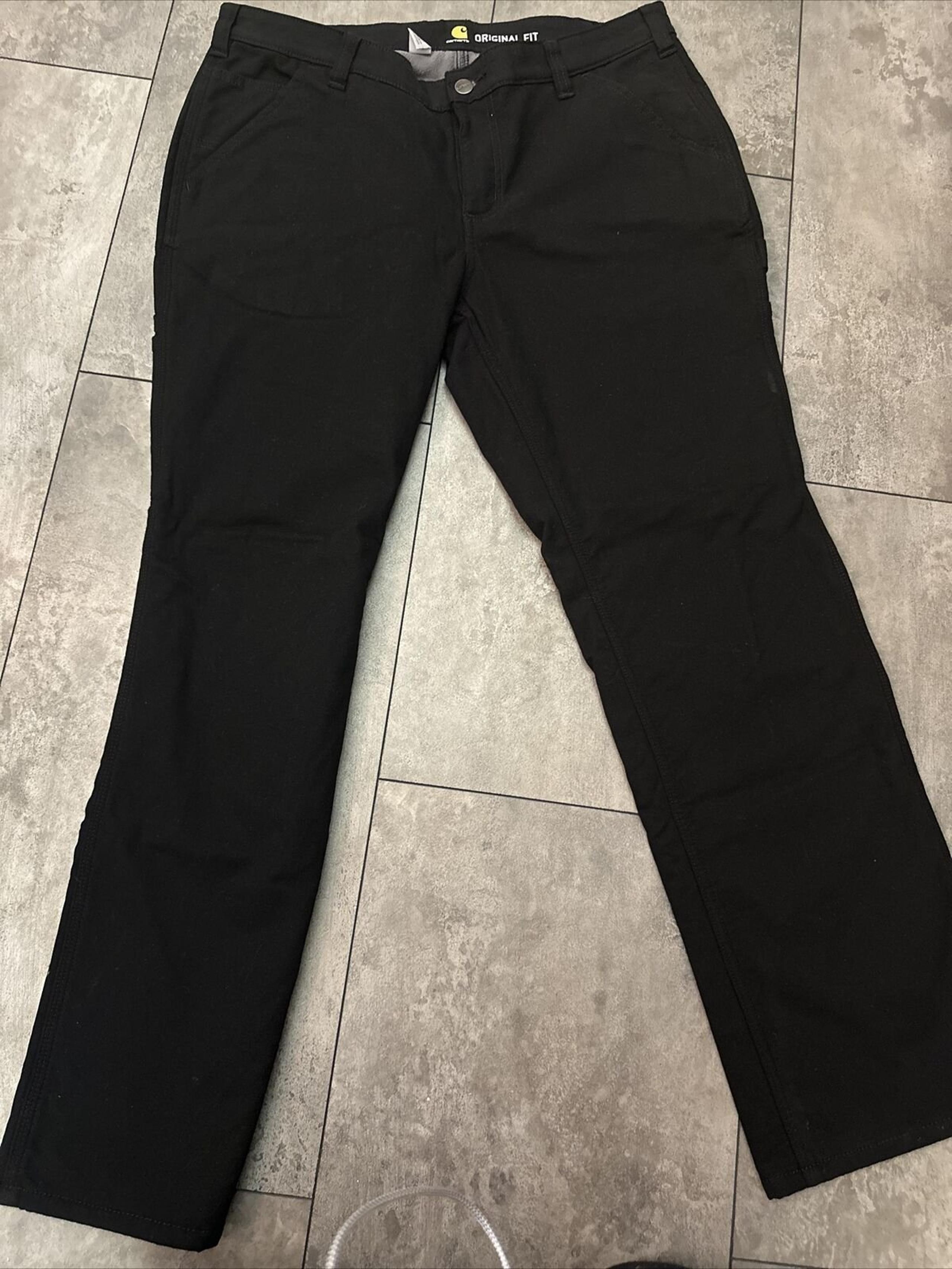 Carhartt Women's Original Fit Fleece Lined Crawford Pant / Black 12 Short
