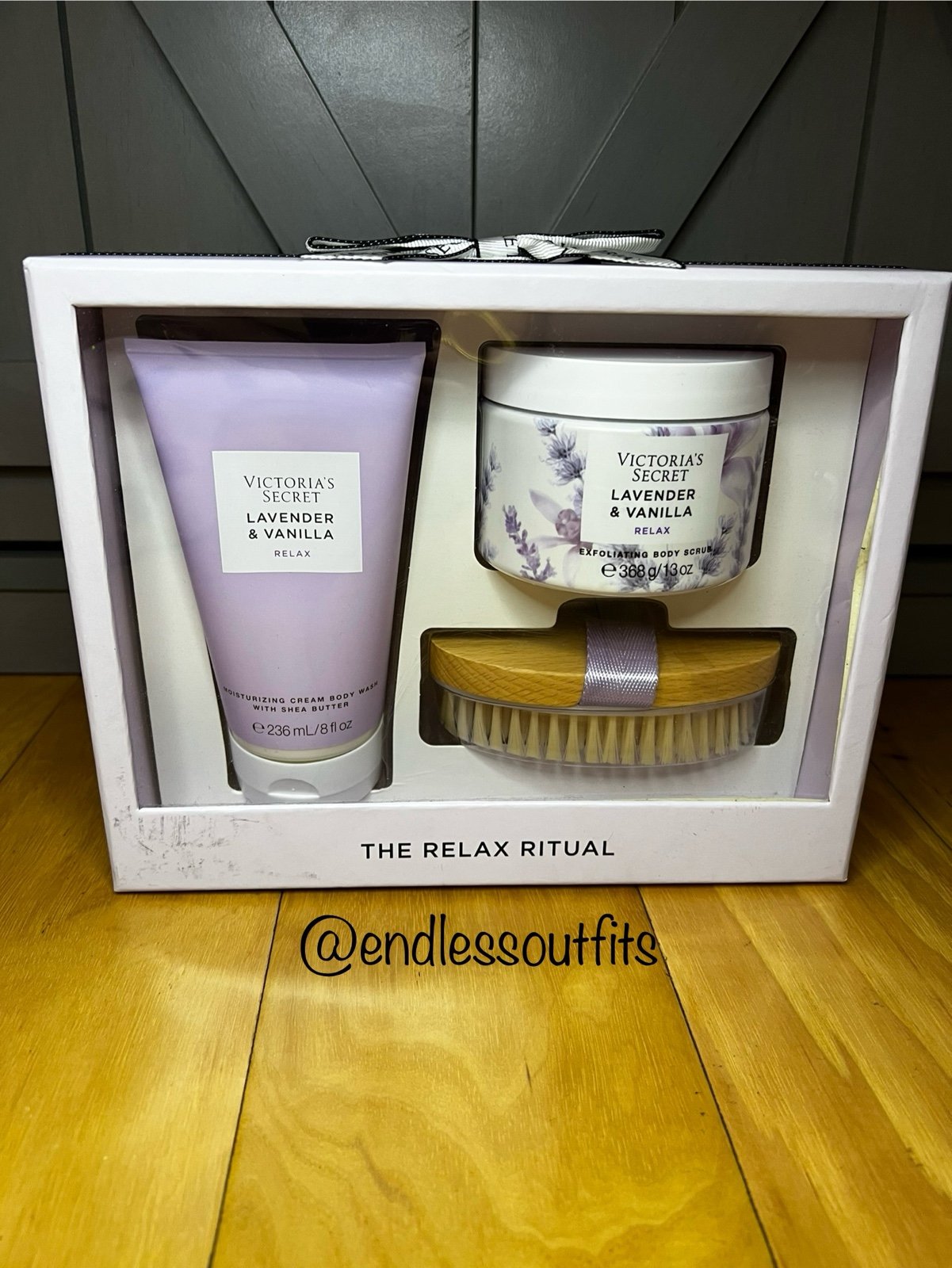 VICTORIAS SECRET THE RELAX RITUAL GIFT SET