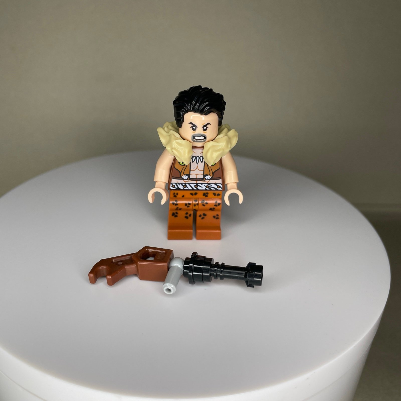 Lego Super Heroes Kraven Minifigure from 76057 sh0270