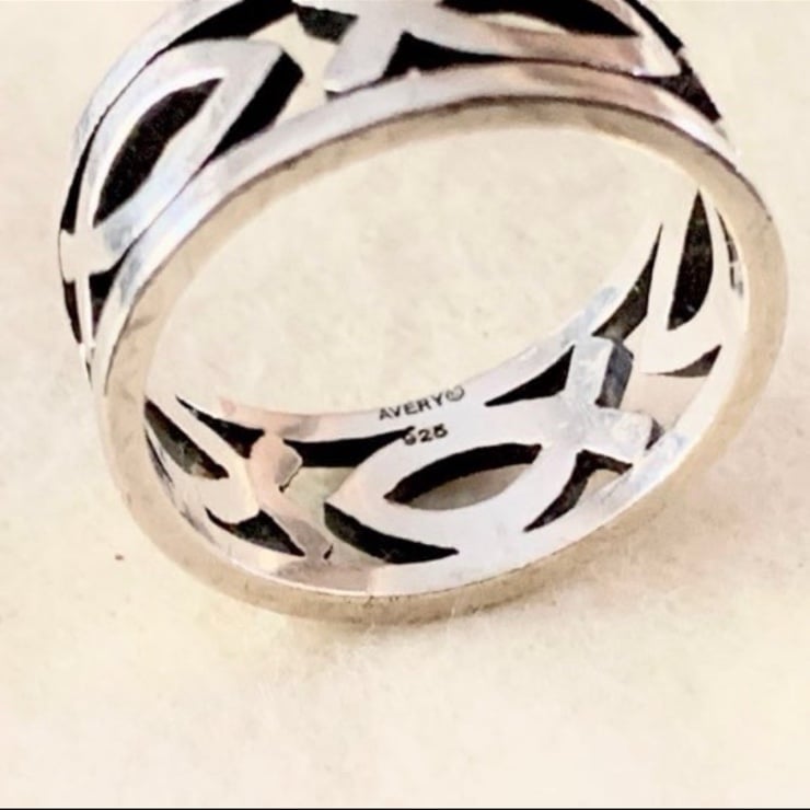 James Avery Retired Sterling Silver Open Ichthus Fish Band Ring