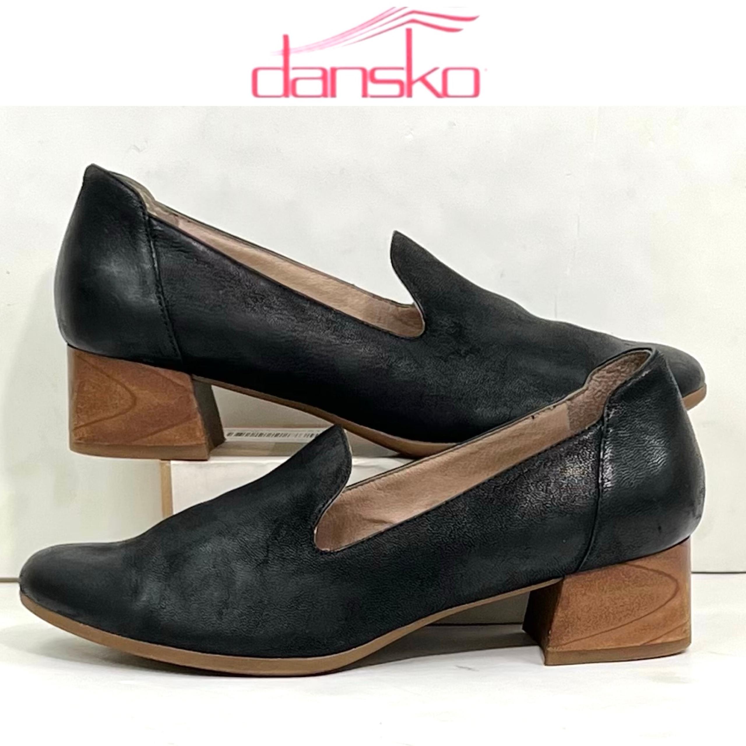 Dansko Women ’s Preston Leather Pumps