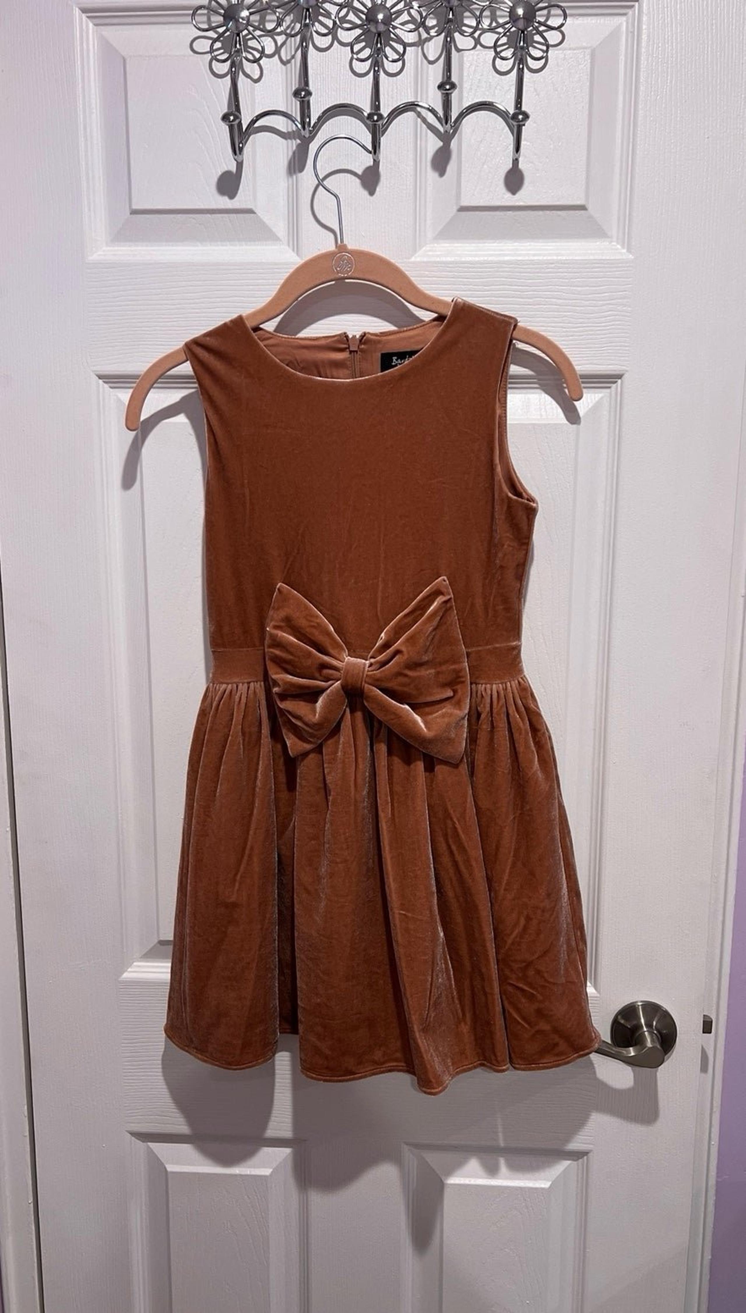 Bardot Junior Girls Velvet Dress – Size 7-8 – Cinnamon Brown with Statement Bow