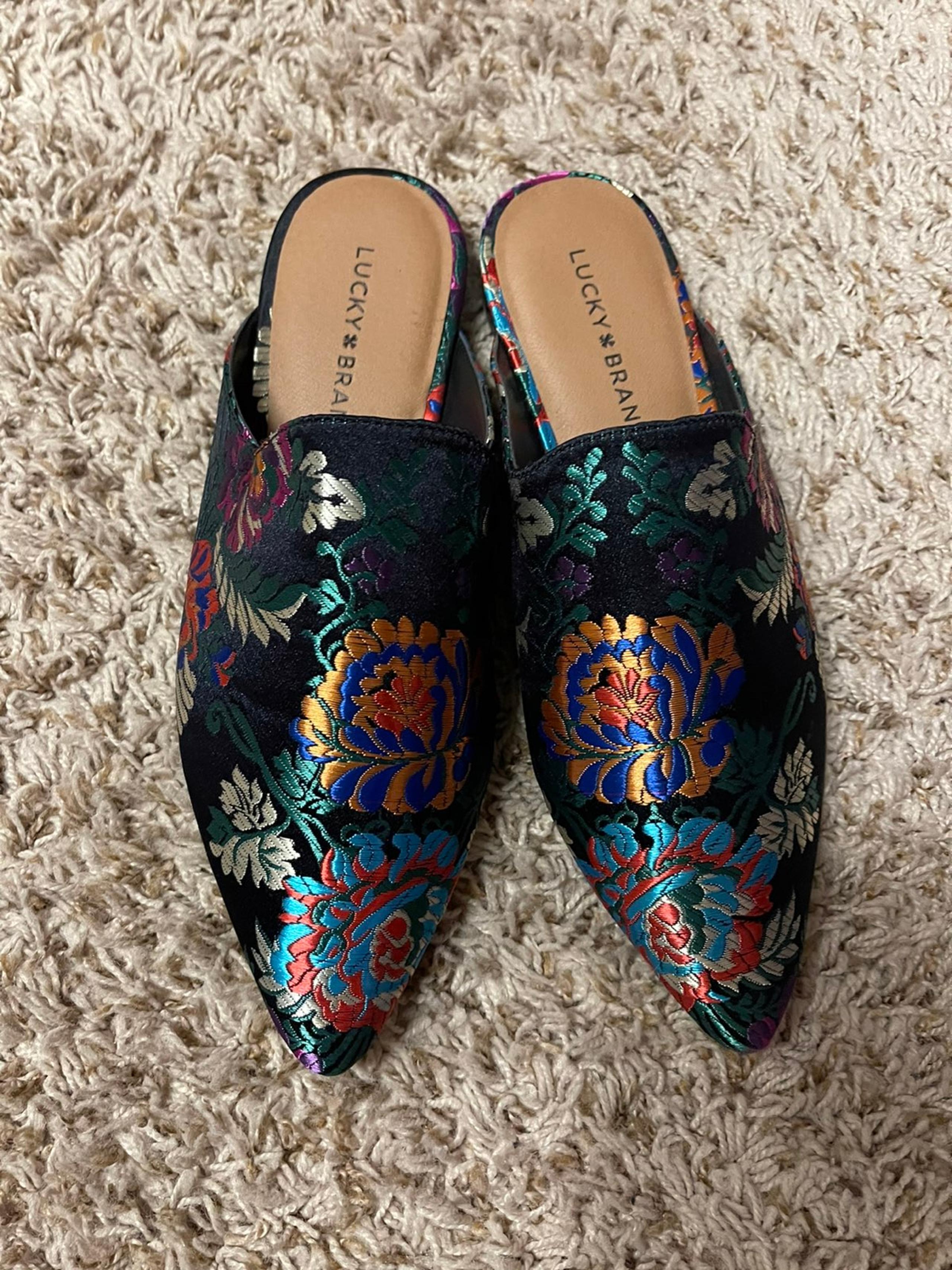 Lucky brand mules