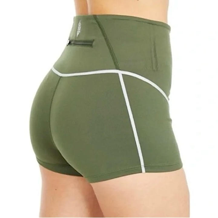 Free People Movement You’re A Peach Shortie Bike Shorts in Green Size M