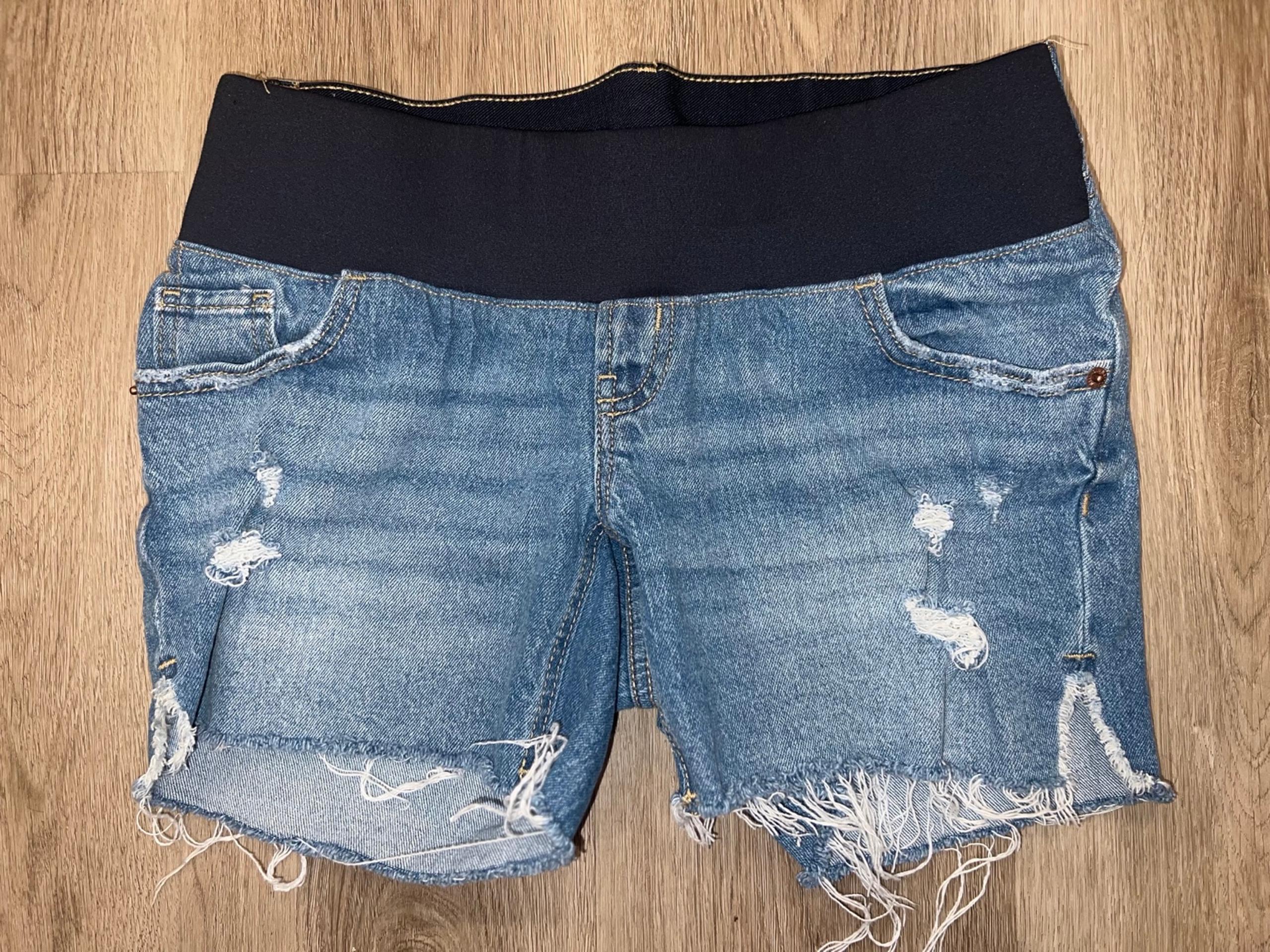 Old Navy Maternity Jean Shorts OG Straight Front Low Panel Women's 0 Denim Fray