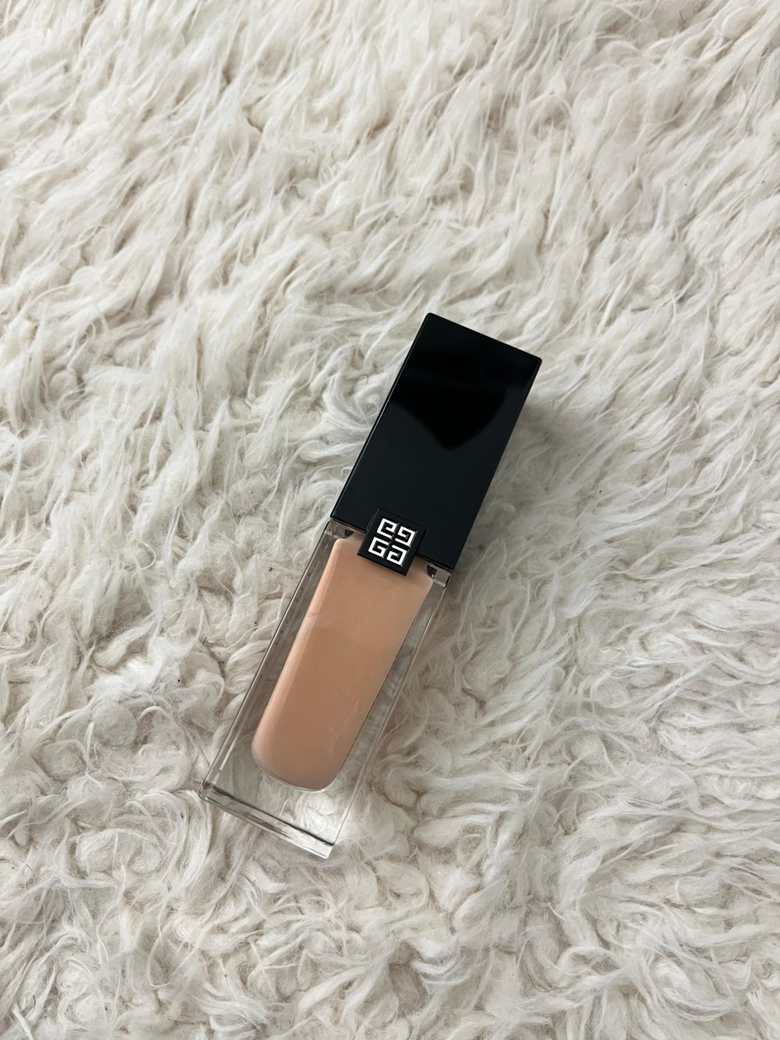 Givenchy Fluid Foundation