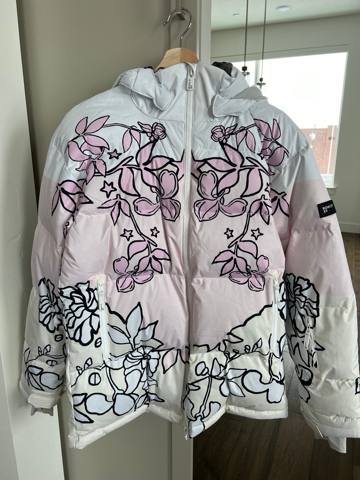 Roxy X Rowley Puffer Jacket - Women's XS, Bright White/Laurel Floral