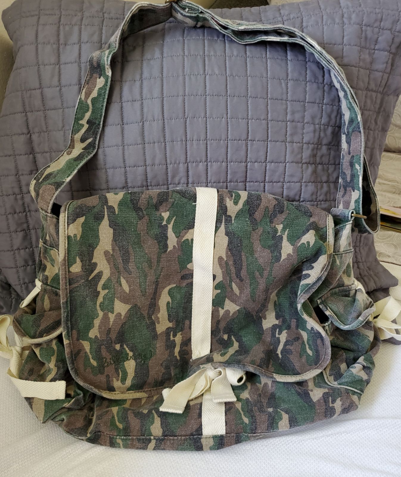 Billabong messenger bag