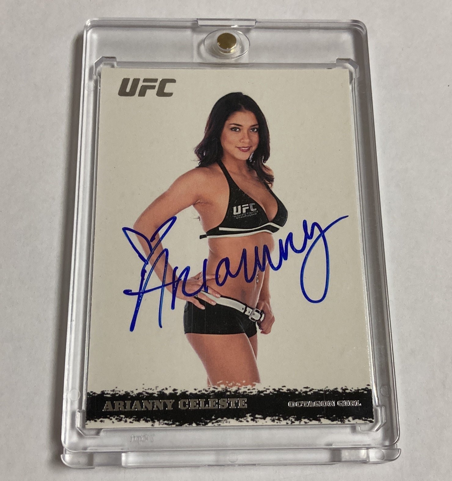 Arianny Celeste UFC Topps 2009 1st Auto Rookie Card Autograph Ring Girl