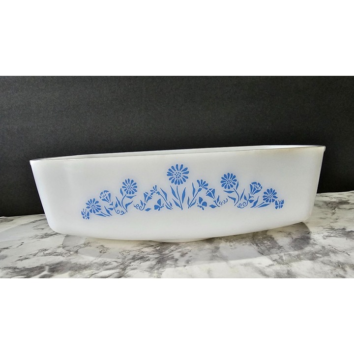 Adorable Vintage Federal Glass Blue Daisy 9.5 Bread Pan Milk Glass