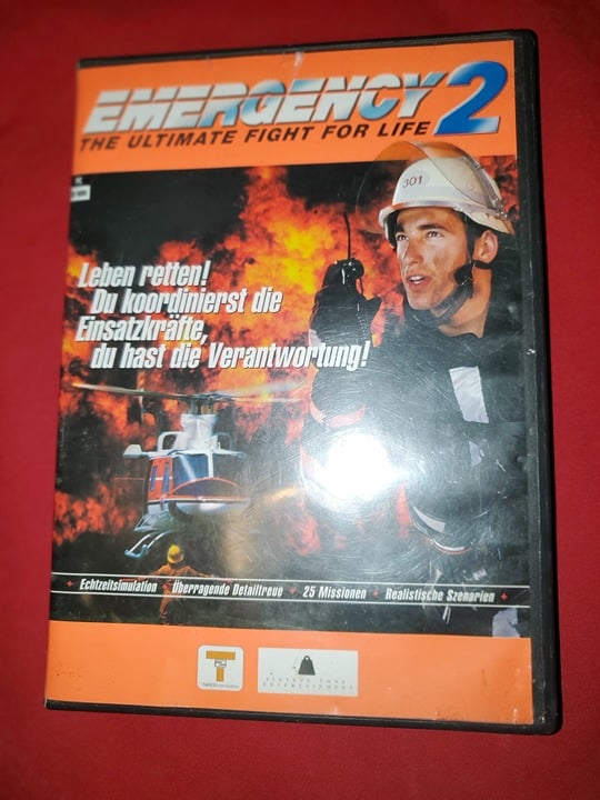 EMERGENCY 2 THE ULTIMATE FIGHT FOR LIFE PC CD-ROM CD ROM