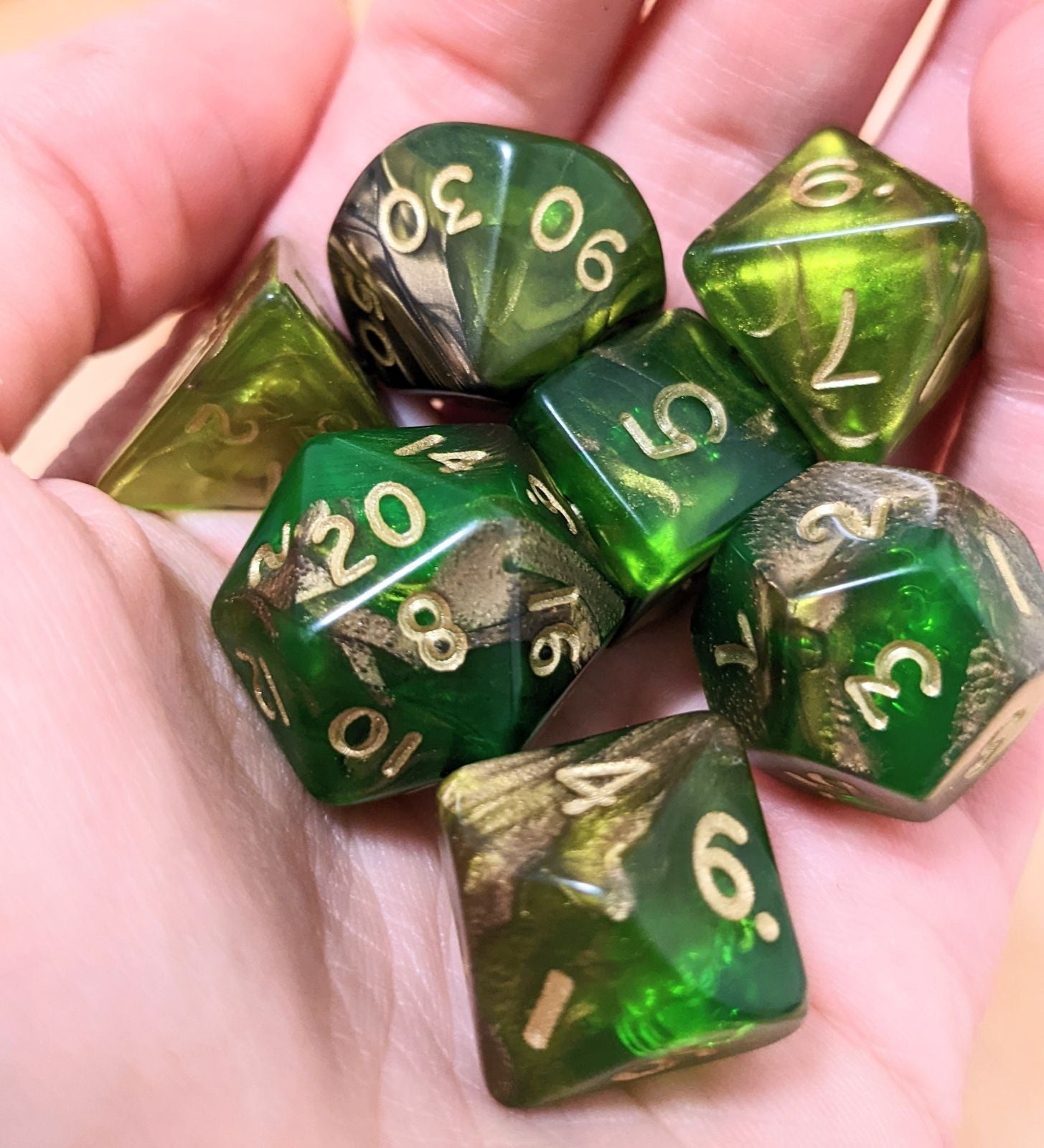 RARE HTF Crystal Caste Gen Con 2018 7-Die Polyhedral Dice Set