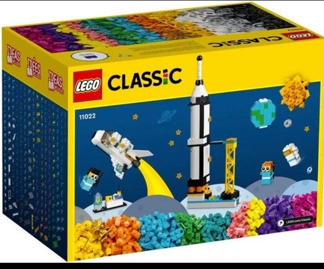 LEGO 11022 Classic Space Mission 1700pcs new