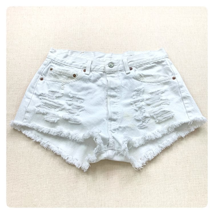 LEVI'S Cutoffs L Waist 31-32 Size 12 273