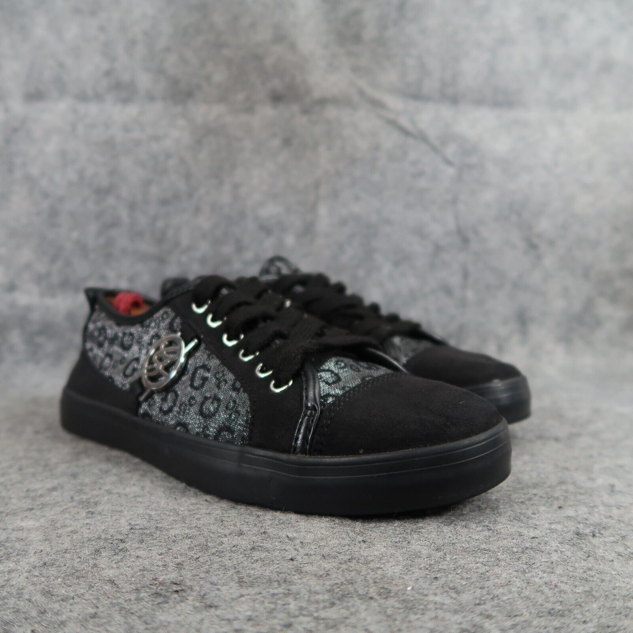Guess Shoes Womens 5.5 Sneakers Fashion Black Logo Casual Lace Up Trainer Diedra