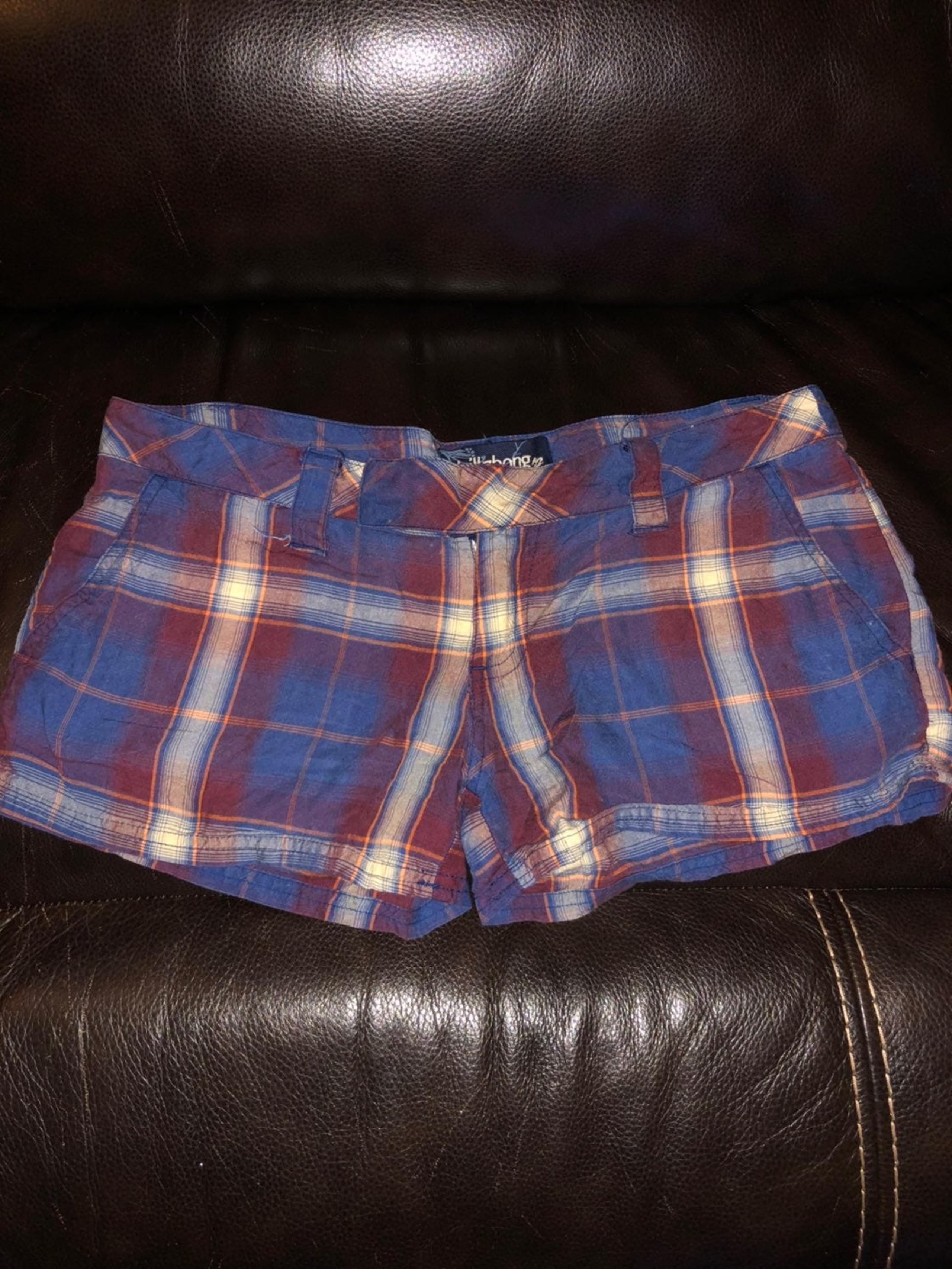 plaid billabong shorts