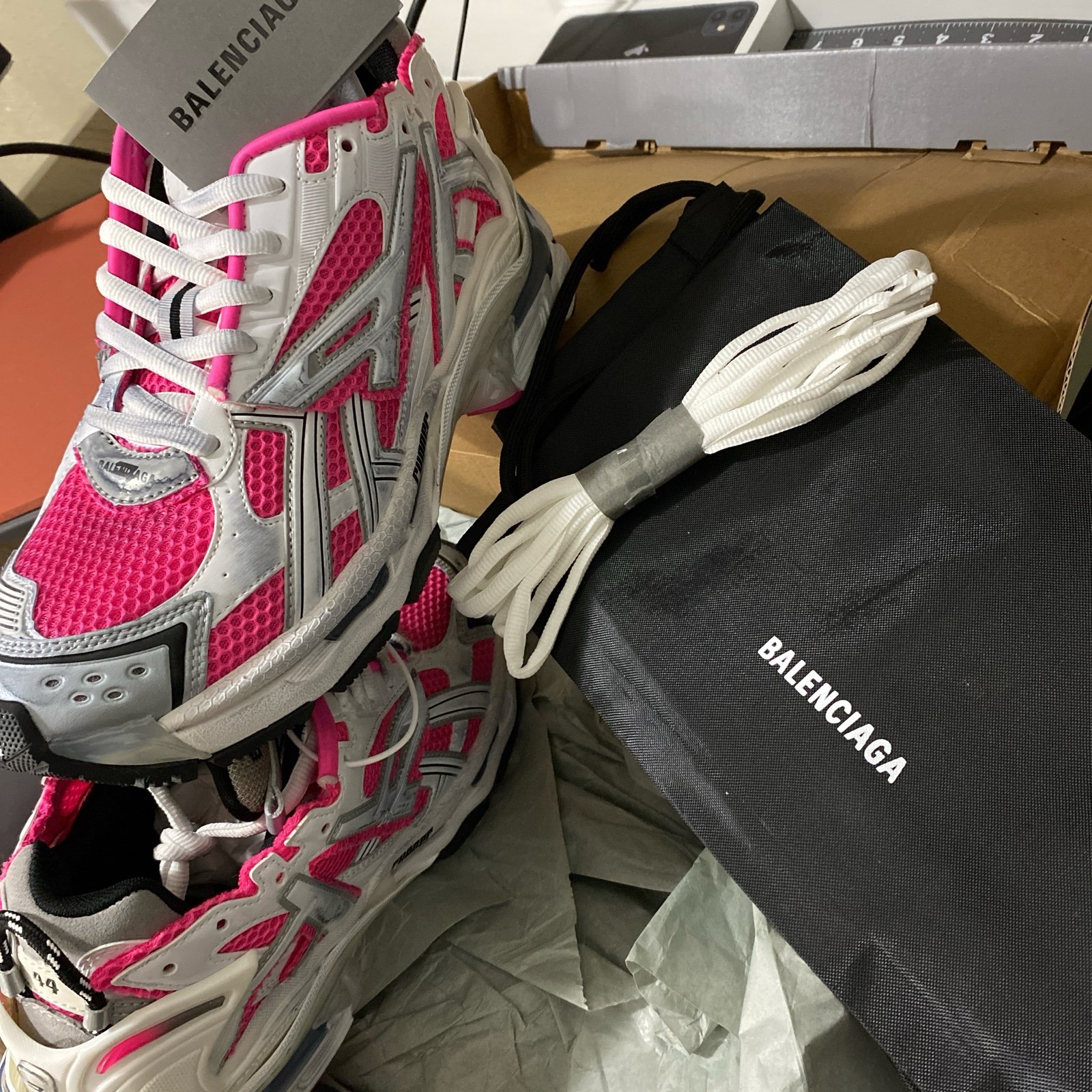 Balenciaga runners 44