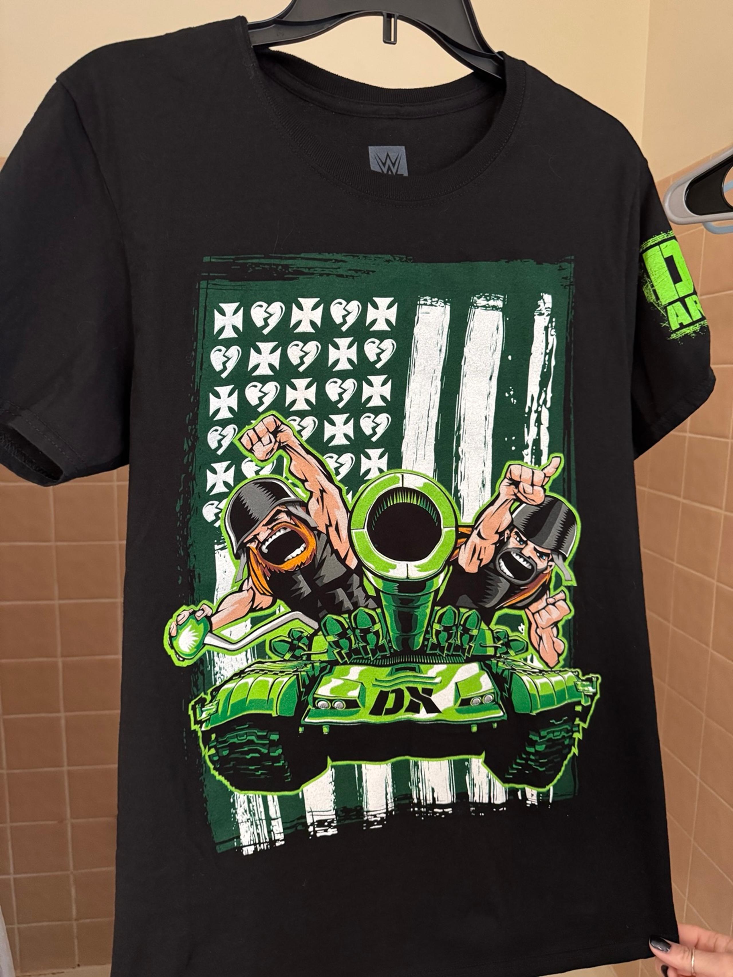 Wwe Dx T shirt Men’s medium