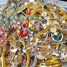 Huge Jewelry Lot Vintage & Modern Junk & Good Stuff Treasure Hunt Tangled Unsort