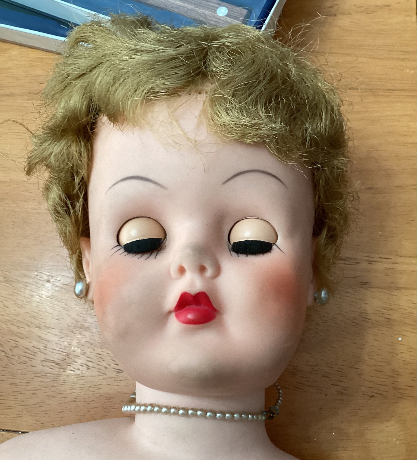 Doll vintage