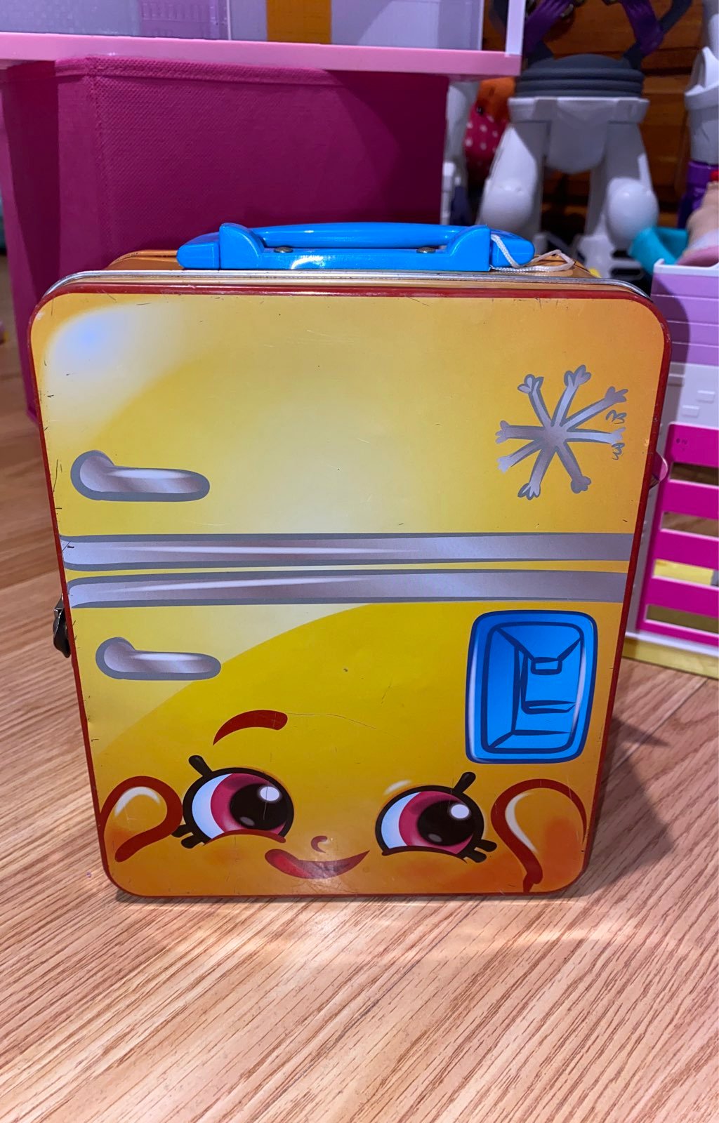 Shopkins tin