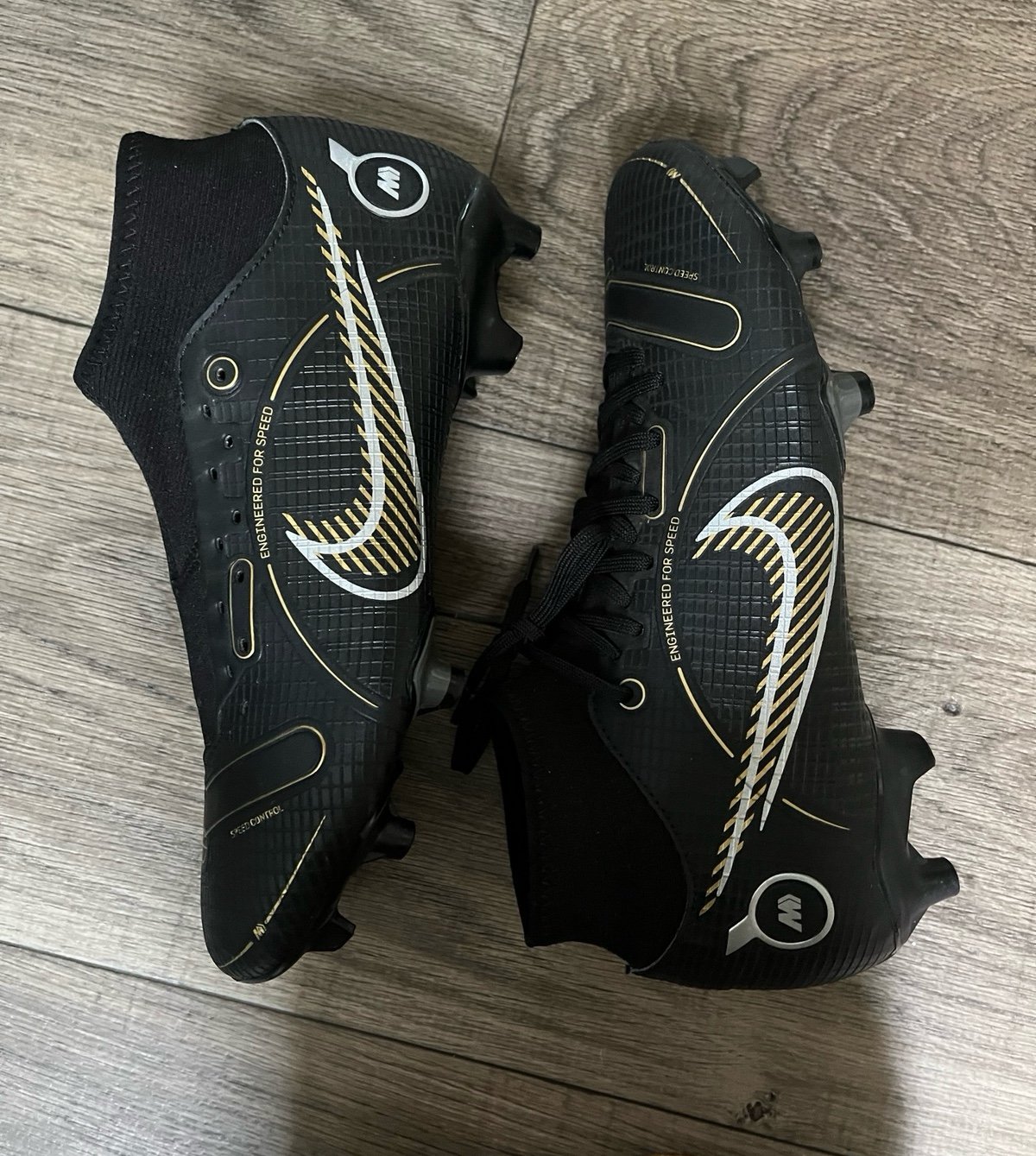 Nike Mercurial Superfly 8 FG/MG Black/Metallic Gold Men’s 6.5