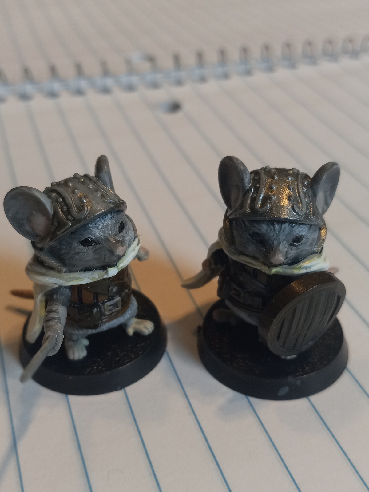 Set of 2 Soldier Mouse minis