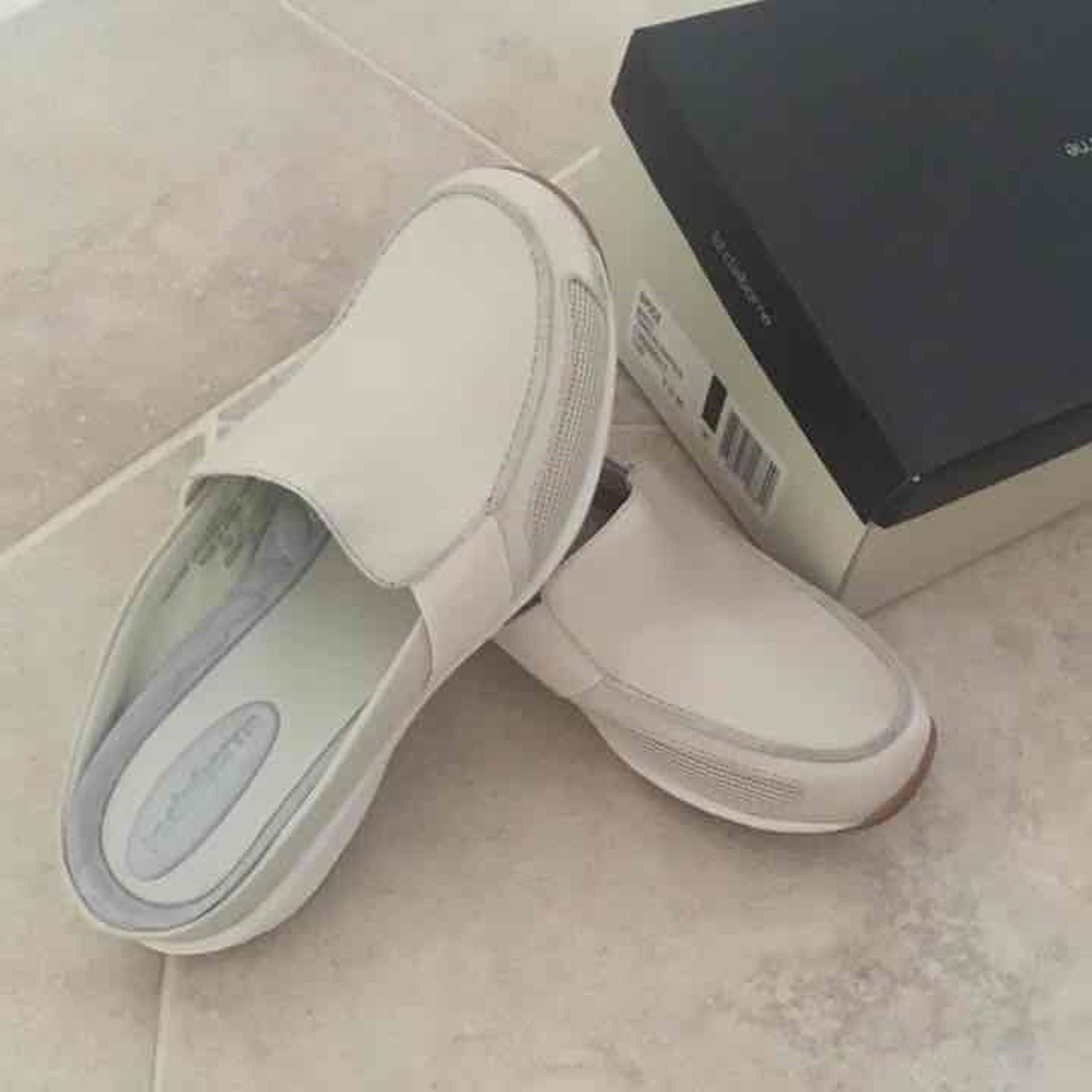 Liz Claiborne Sport Leather casual mules