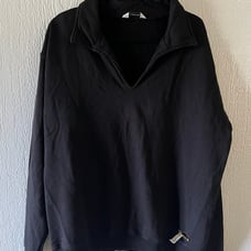 Talentless V-Neck Collared Black Sweatshirt (Large)
