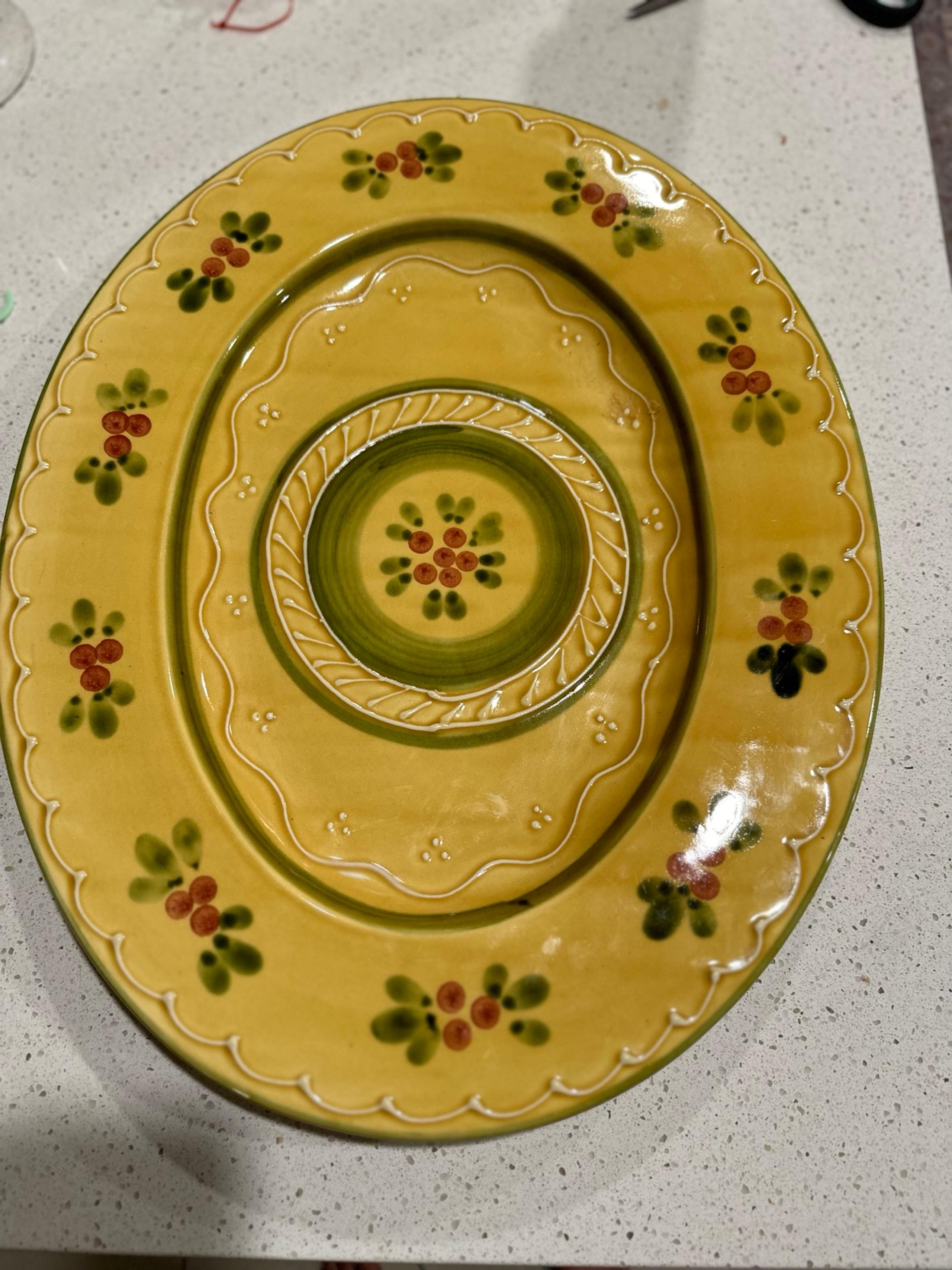 Williams-Sonoma 19" Large Oval Platter, Made in Italy, Pink Berries Floral Green