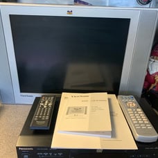 20 Viewsonic TV & Panasonic DVD player