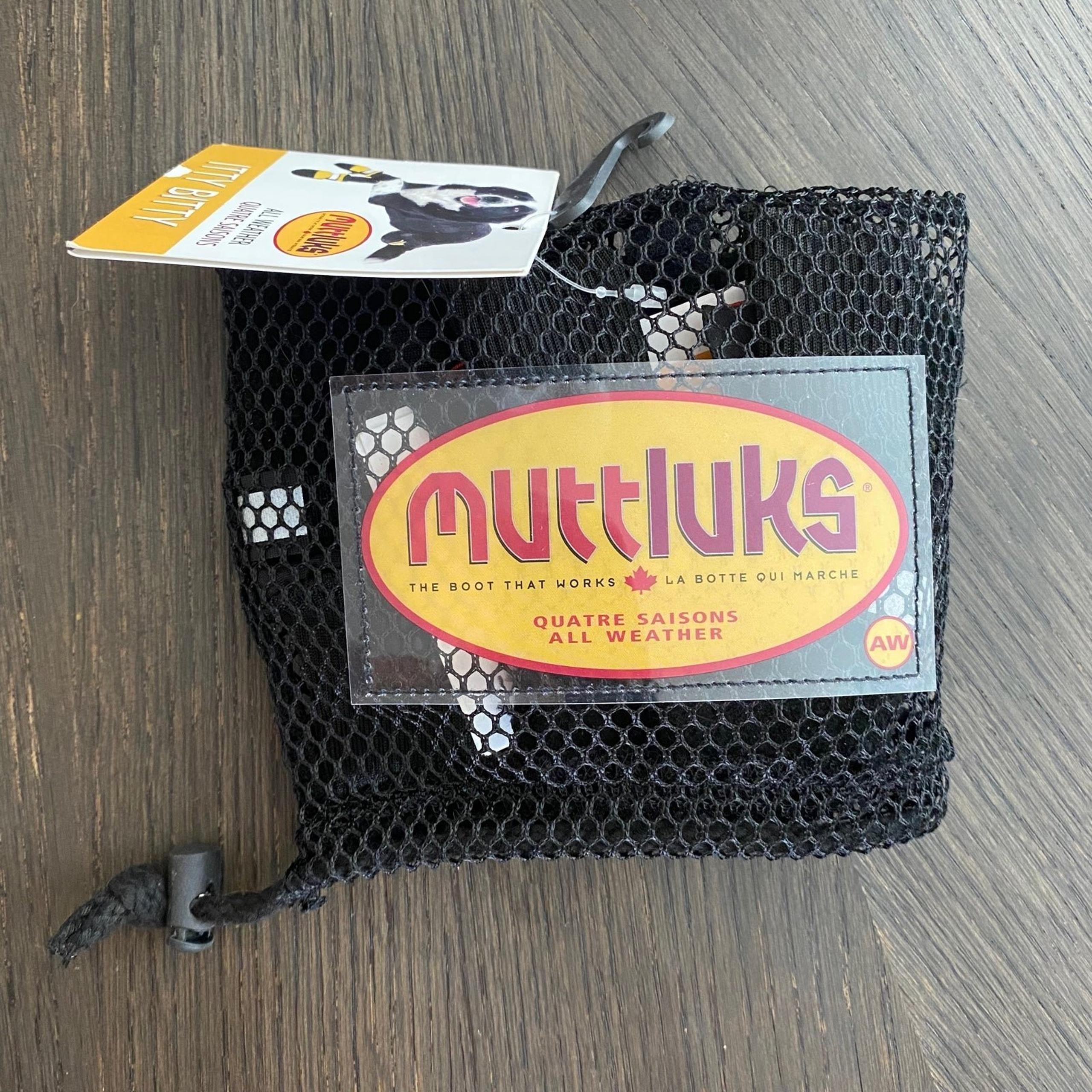 Muttluks Original All-Weather Dog Boots, Size Itty Bitty