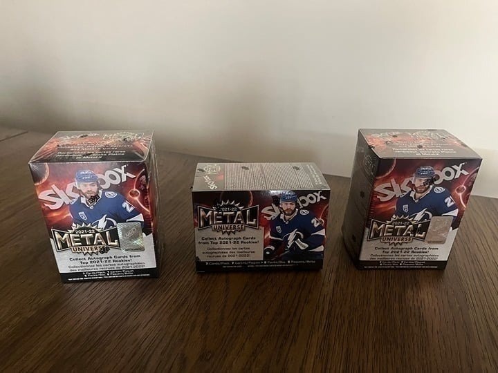 Lot of 3 2021-22 Skybox Metal Universe Blaster Exclusive Prospects - Sapphire
