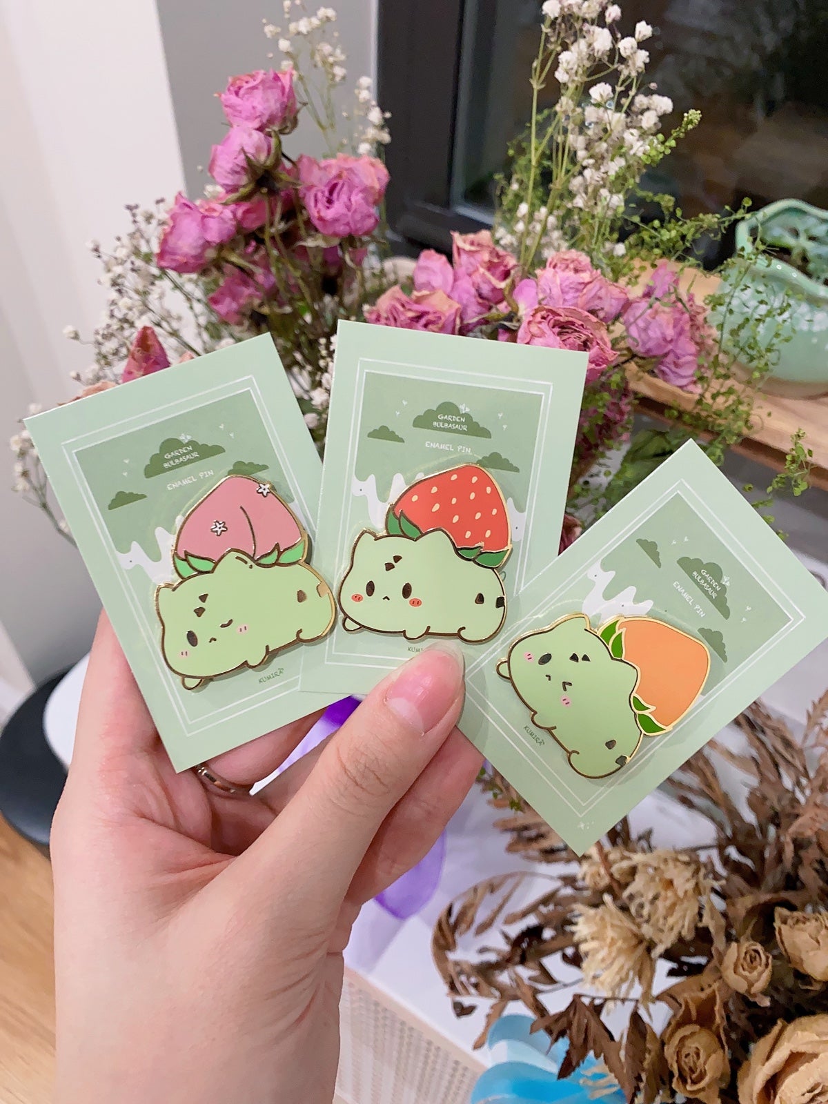 Pokemon Bulbasaur fruit pin set