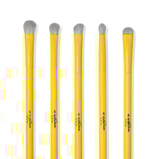 makeup brushes