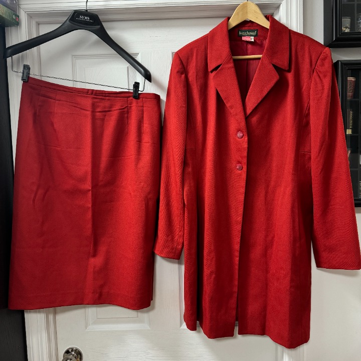 Vintage Harvé Benard Holtzman Orange/Rust Skirt Suit, Long Blazer & Skirt sz 14
