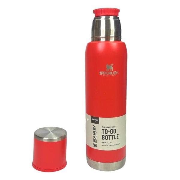 Stanley The Adventure To-Go Bottle - 1.4 QT / 1.3 L