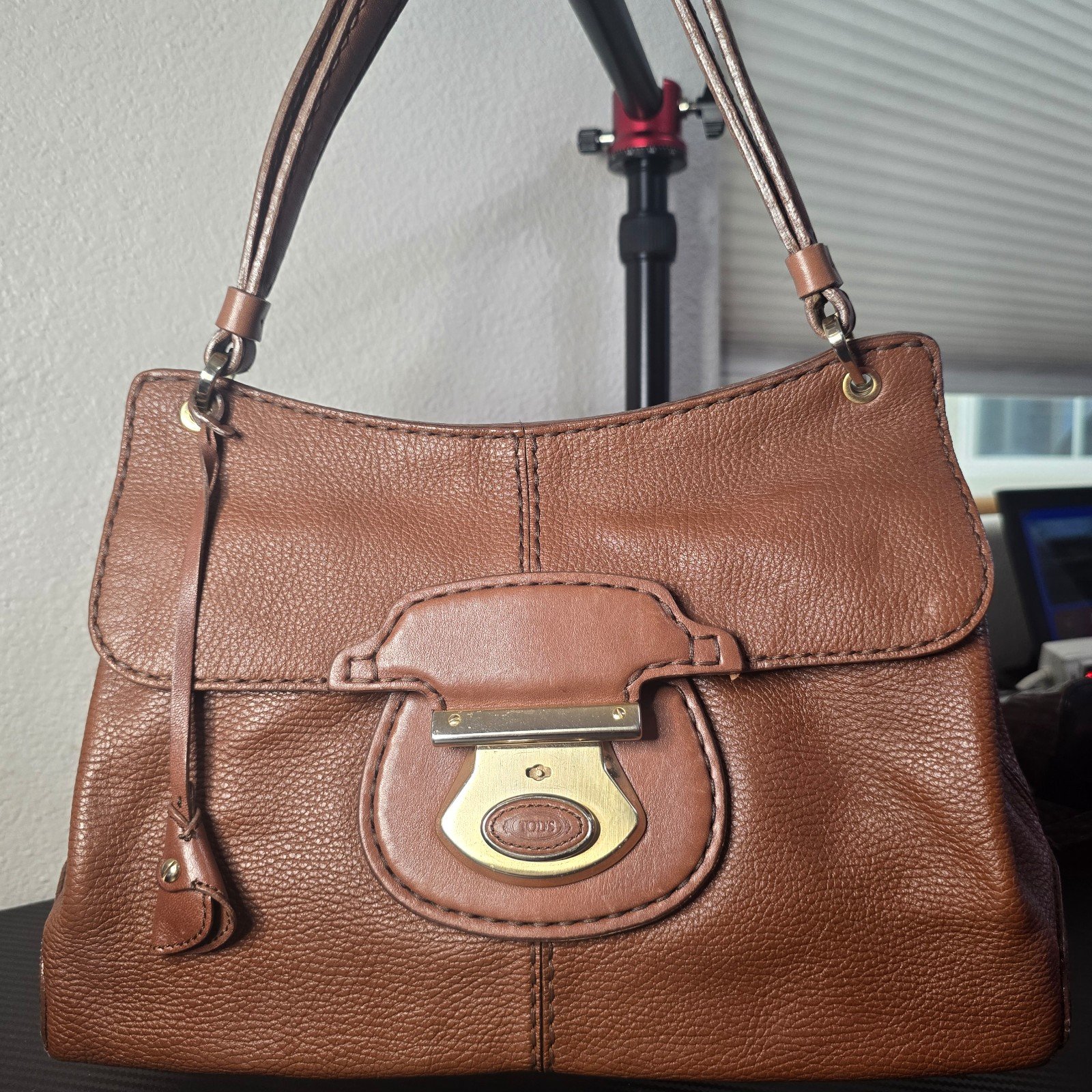 Tod's Authentic Leather Duffel Handbag Brown Camel Pebbled Leather