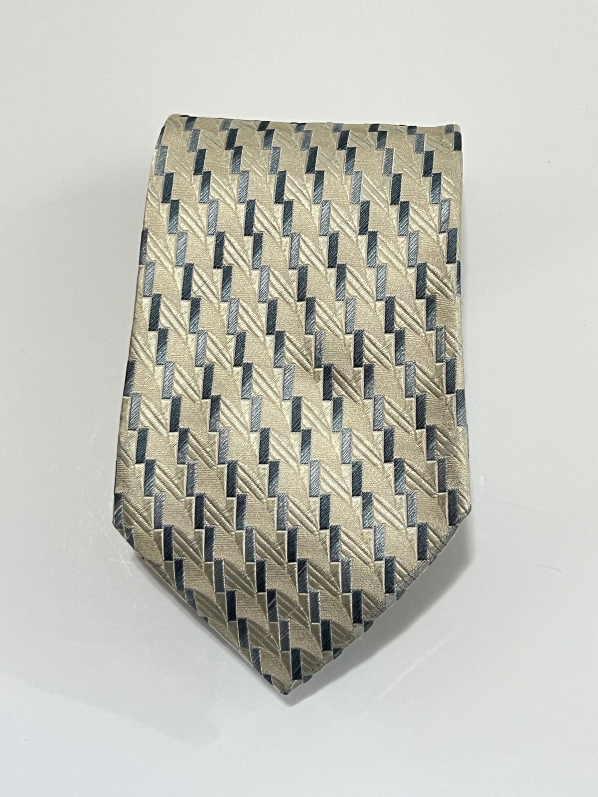 NWOT Vintage Ermenegildo Zegna Luxury Textured 100% Silk Abstract Necktie