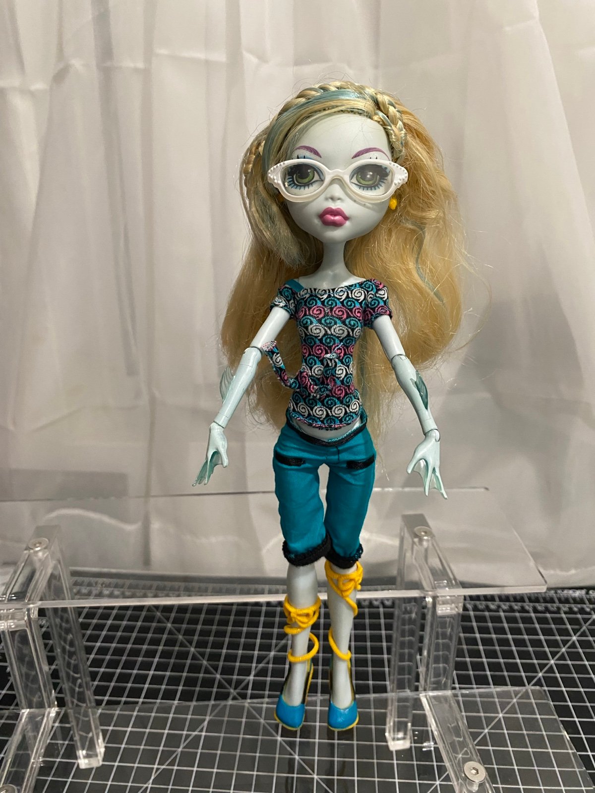 Monster High Mad Science Lagoona Blue Daughter of Sea Monster