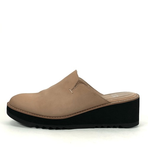 EILEEN FISHER Loti Clog Womens 9.5 Tan Tumbled Nubuck Leather Wedge Mule Slides