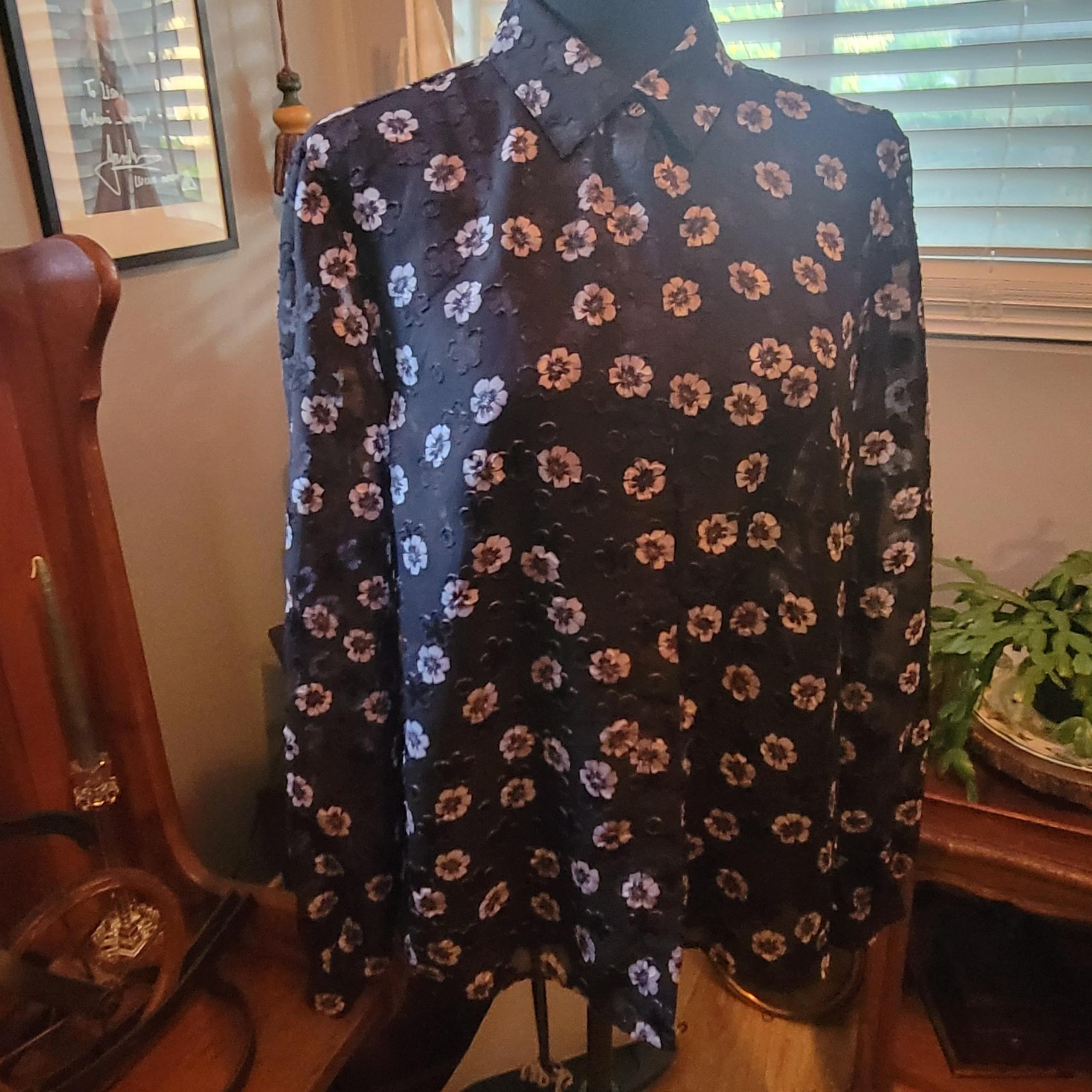 Ellen Tracy Blouse size M