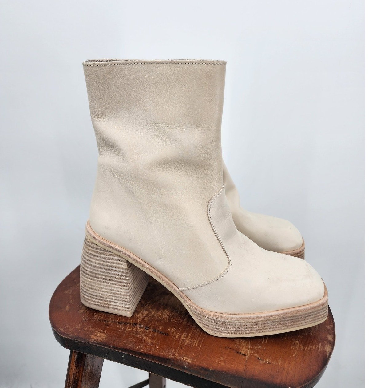 Free People Ruby Bone Off White Square Toe Ankle Block Heel Bootie Size 39.5 9.5