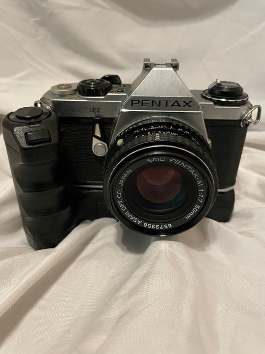 PENTAX ME Super 35mm SLR Film Camera w/ f/2 50mm Lens & Winder