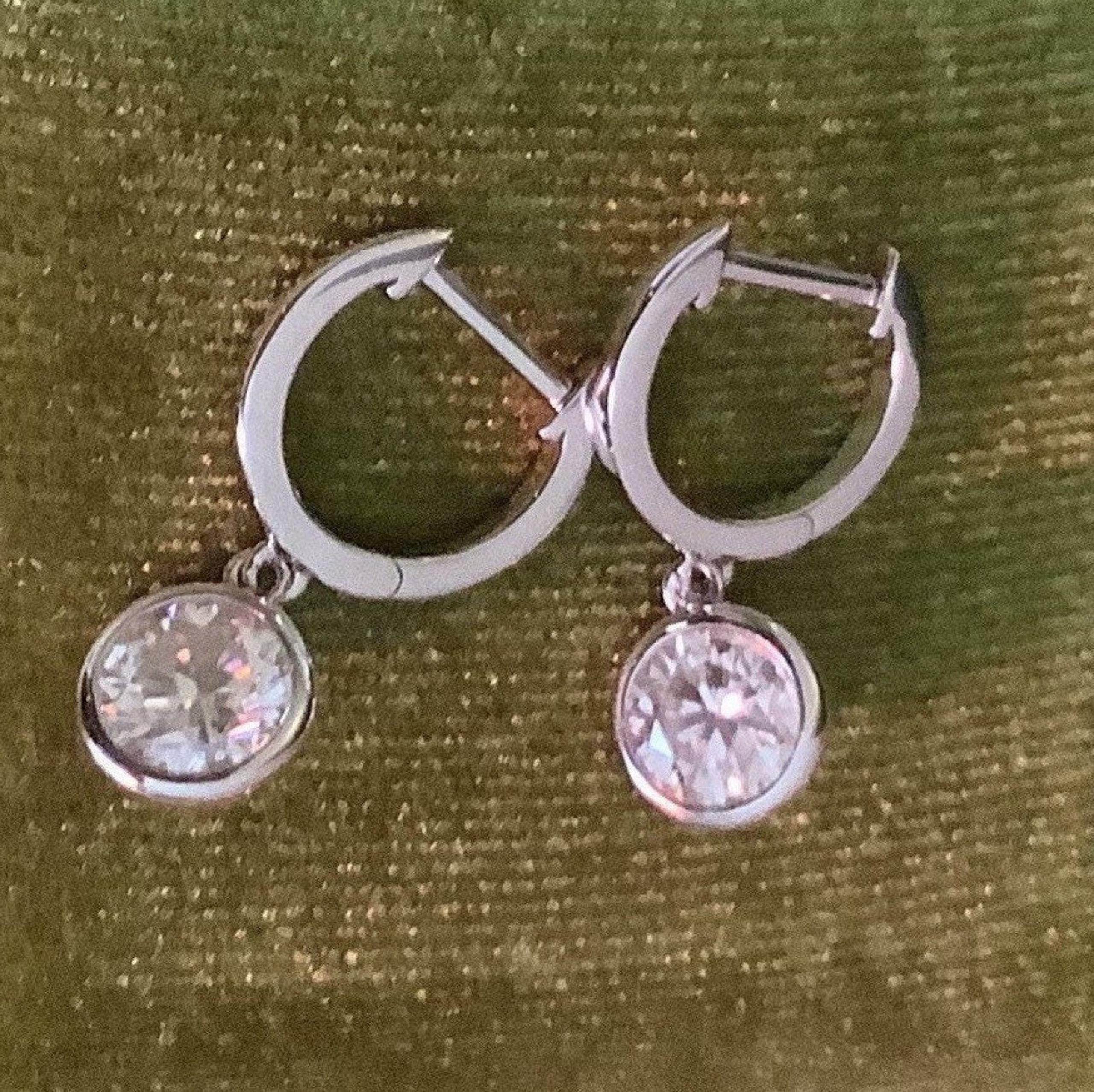 Moissanite 2.0 carat D Vvs1 bezel drop earrings Huggies GRA Certified 925