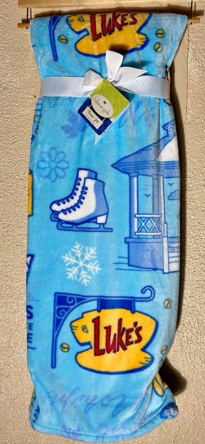 Gilmore girl throw blue