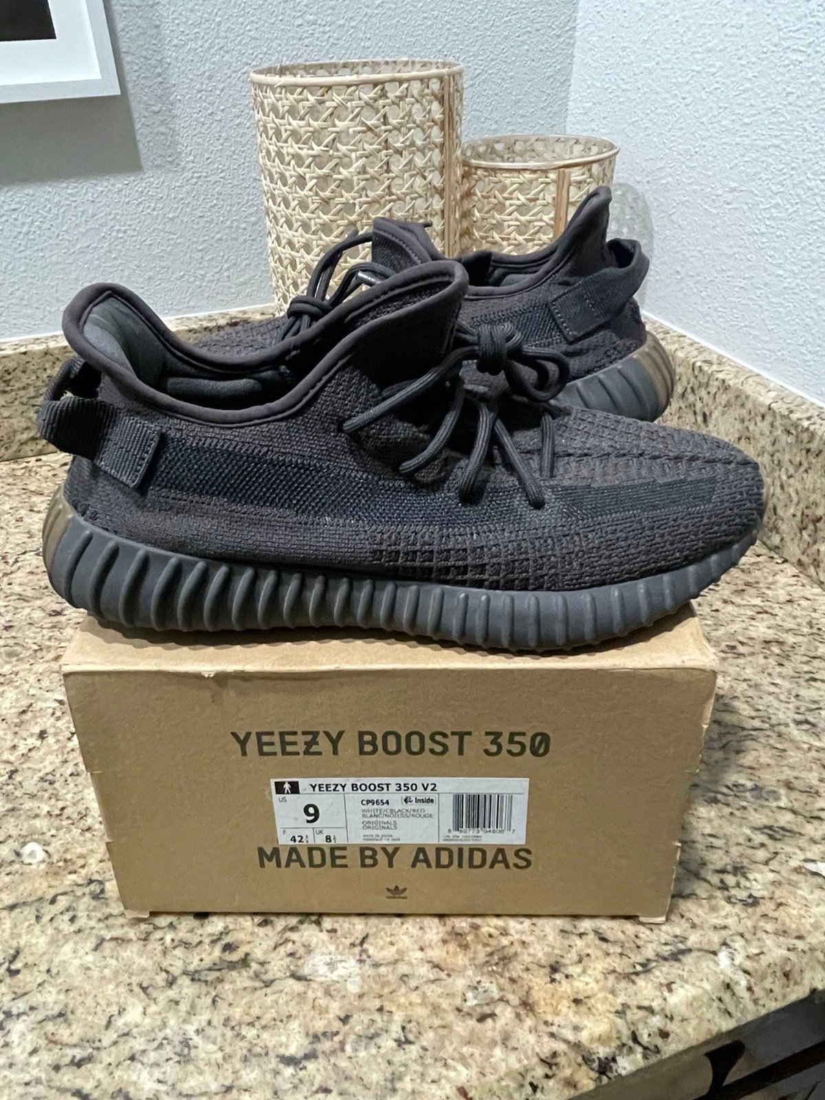 Yeezy 350 Cinder size 9
