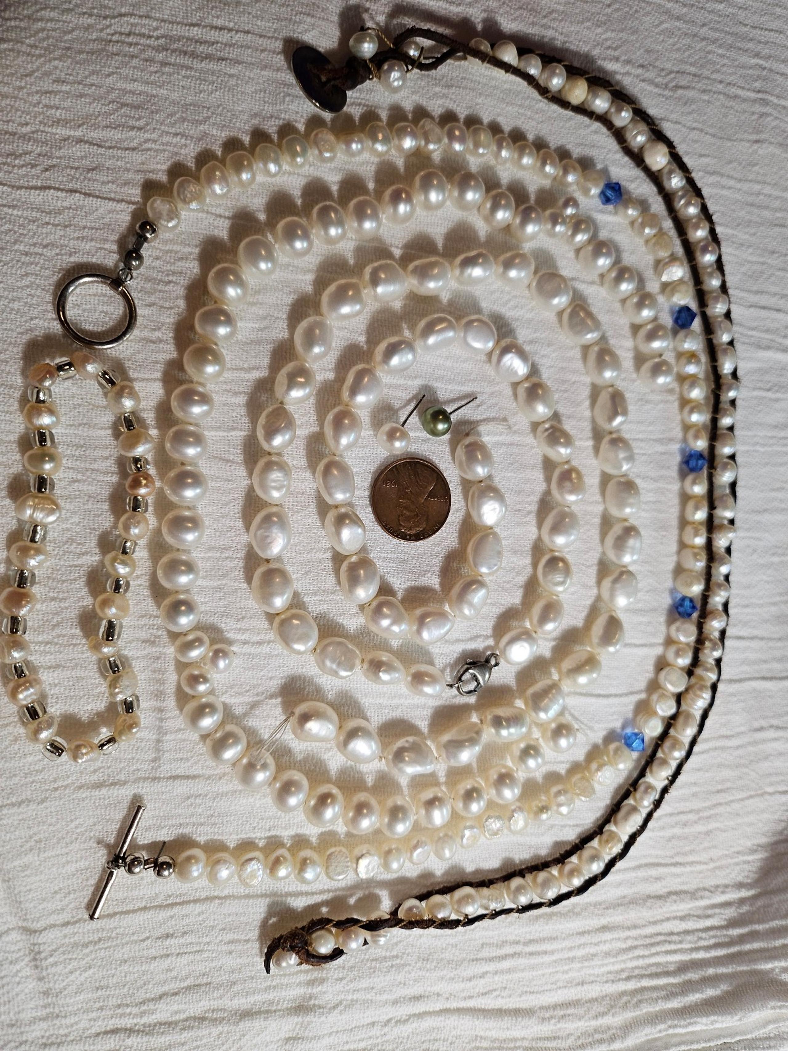 FRESHWATER PEARL LOT